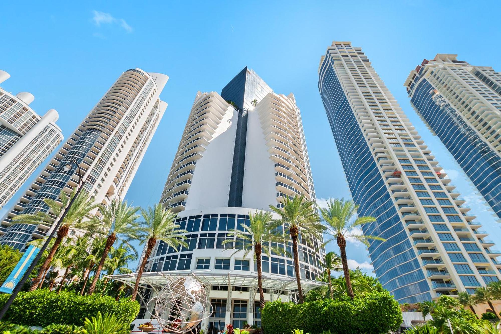 Trump International Deluxe 2 Queen Bed Ocean Front Sunny Isles Beach Exterior photo